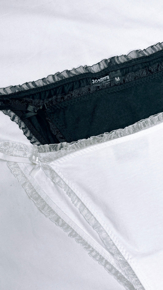 Lucille: the garter bikini